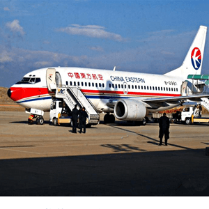 温州航空运输航空快运业稳步发展的原因是什么？